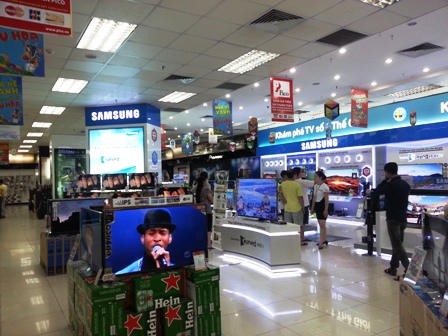 Dịch vụ bán đồ ăn đêm “hái ra tiền” mùa World Cup